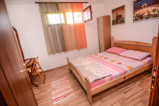 Backyard Apartment โอครีด ภายนอก รูปภาพ